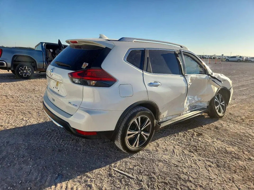 2017 NISSAN ROGUE VIN JN8AT2MV8HW022967 фото 3