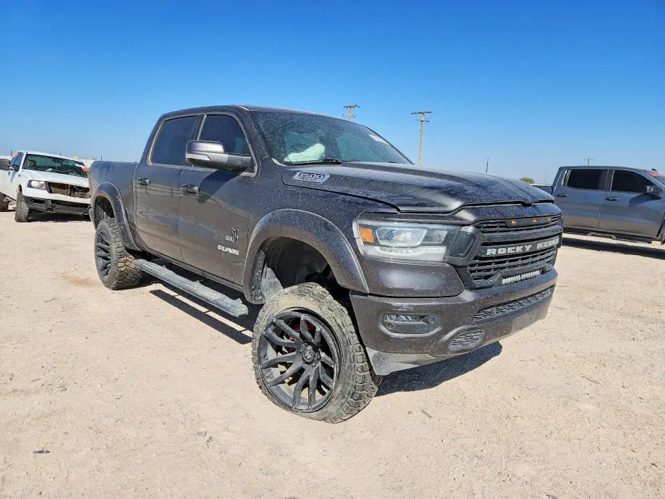 2021 RAM 1500 VIN 1C6SRFFT3MN735803 фото 4