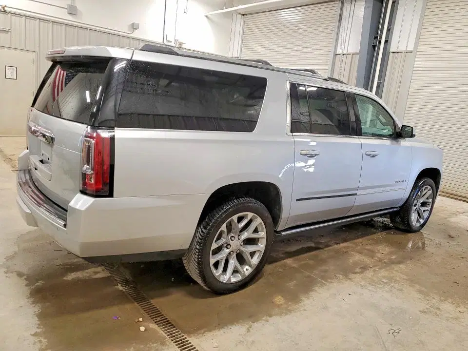 2019 GMC YUKON XL VIN 1GKS2HKJ5KR123240 фото 3