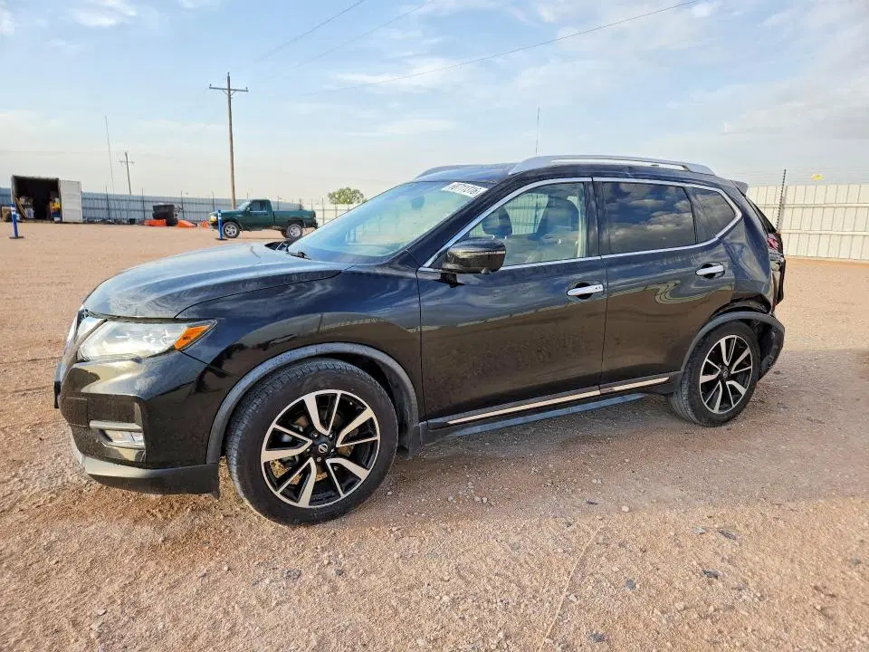 JN8AT2MT7JW489947 — 2018 Nissan Rogue, Задняя часть, фото до ремонта