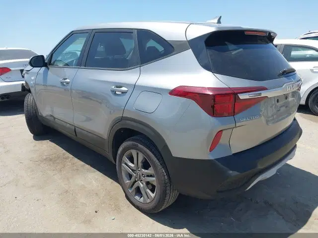 2023 KIA Seltos Lx VIN KNDEPCAA6P7442972 фото 3