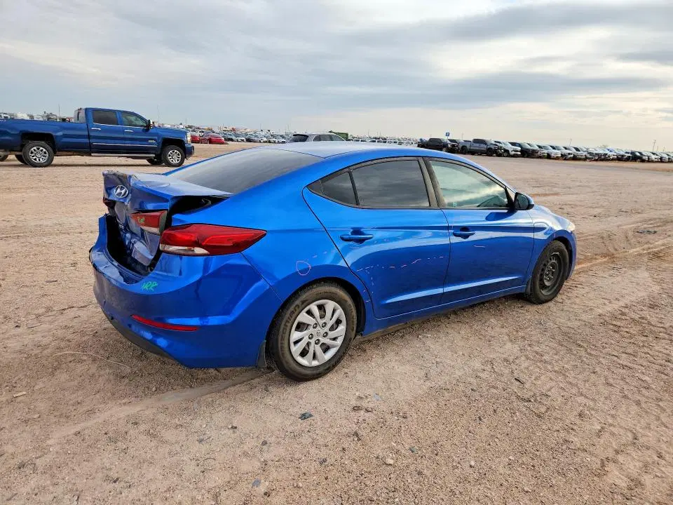 2018 HYUNDAI ELANTRA VIN 5NPD74LF6JH349589 фото 3