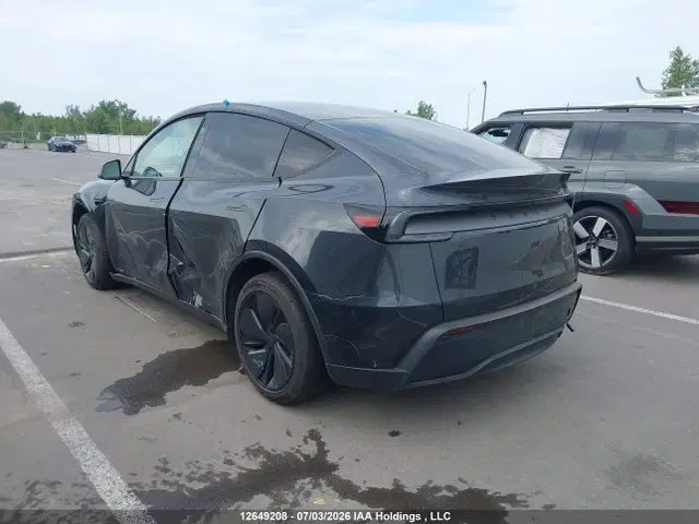 2026 Tesla Model Y VIN XP7YGDEE1TB714752 фото 3