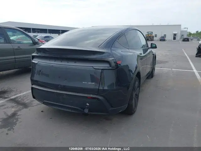 2026 Tesla Model Y VIN XP7YGDEE1TB714752 фото 4