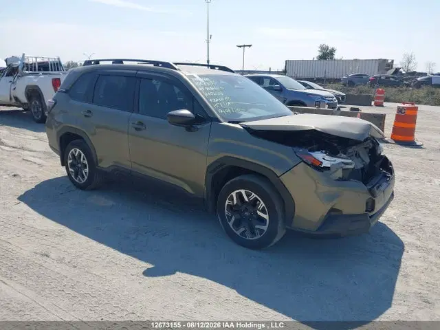JF2SLDAC2SH405038 — 2025 Subaru Forester, Передняя часть, фото до ремонта