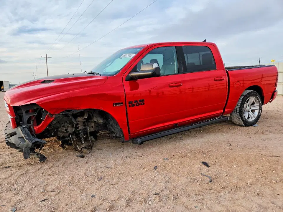 1C6RR7MT1GS215287 — 2016 RAM 1500, передняя часть, фото до ремонта