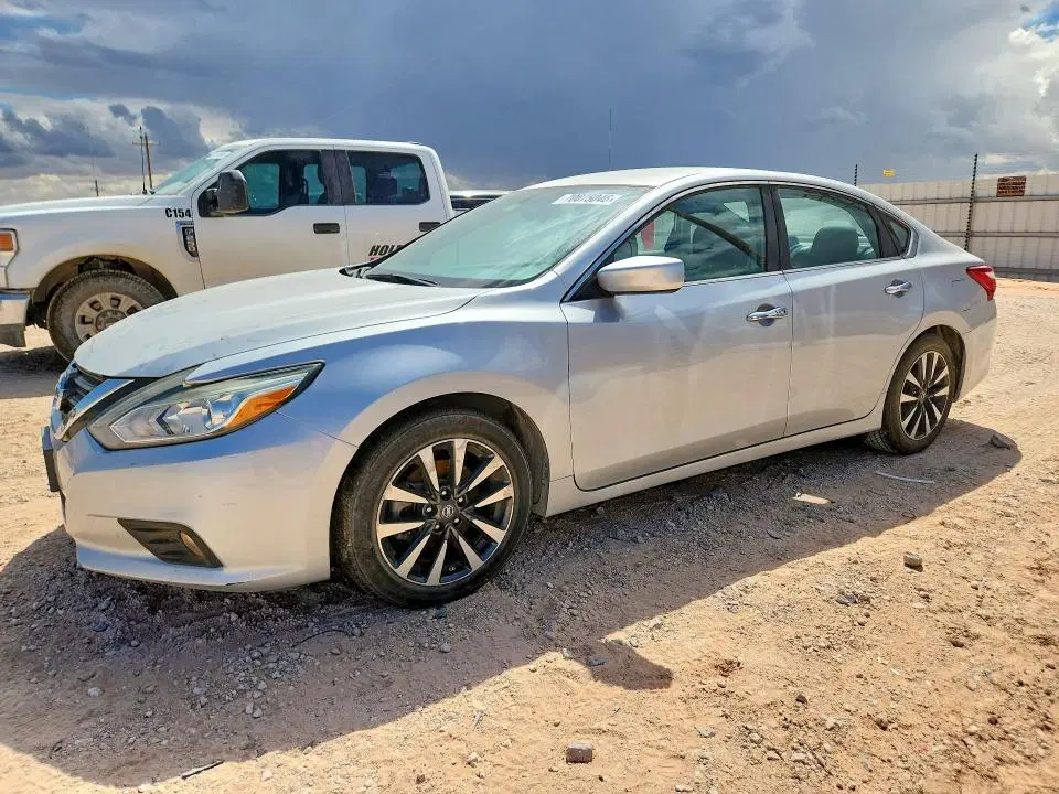 1N4AL3AP0GC216275 — 2016 Nissan Altima, Механические повреждения, фото до ремонта