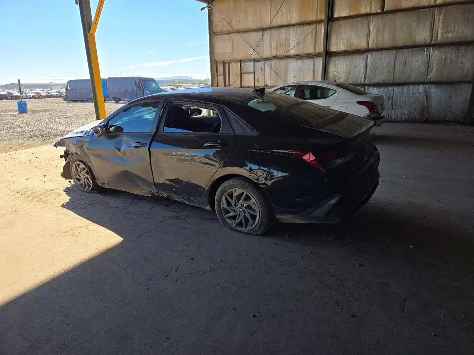 2024 Hyundai Elantra VIN KMHLM4DG6RU776697 фото 2
