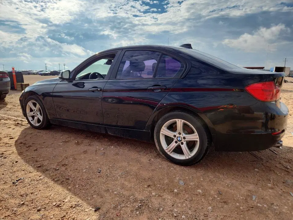 2015 BMW 328 VIN WBA3C1C5XFP854024 фото 2