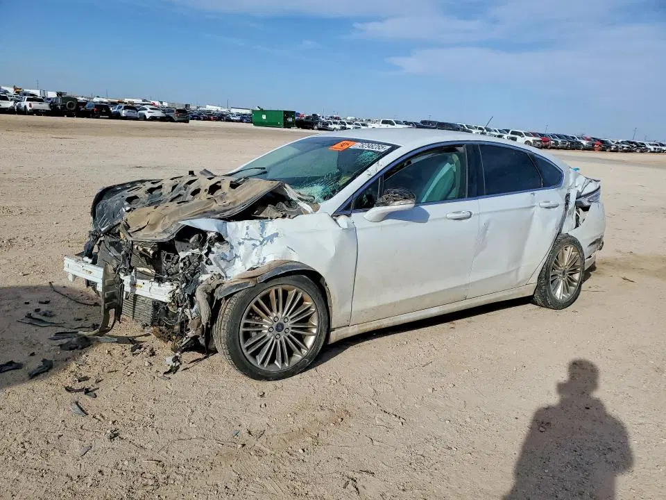 3FA6P0H9XER258032 — 2014 Ford Fusion, Повреждения со всех сторон, фото до ремонта