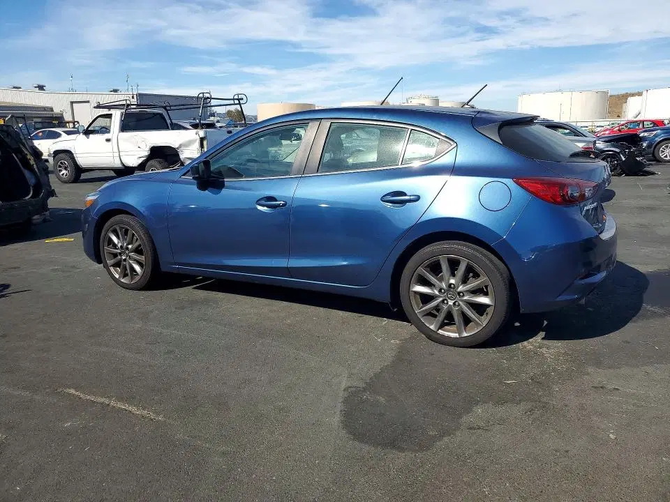 2018 Mazda 3 VIN 3MZBN1L34JM178107 фото 2