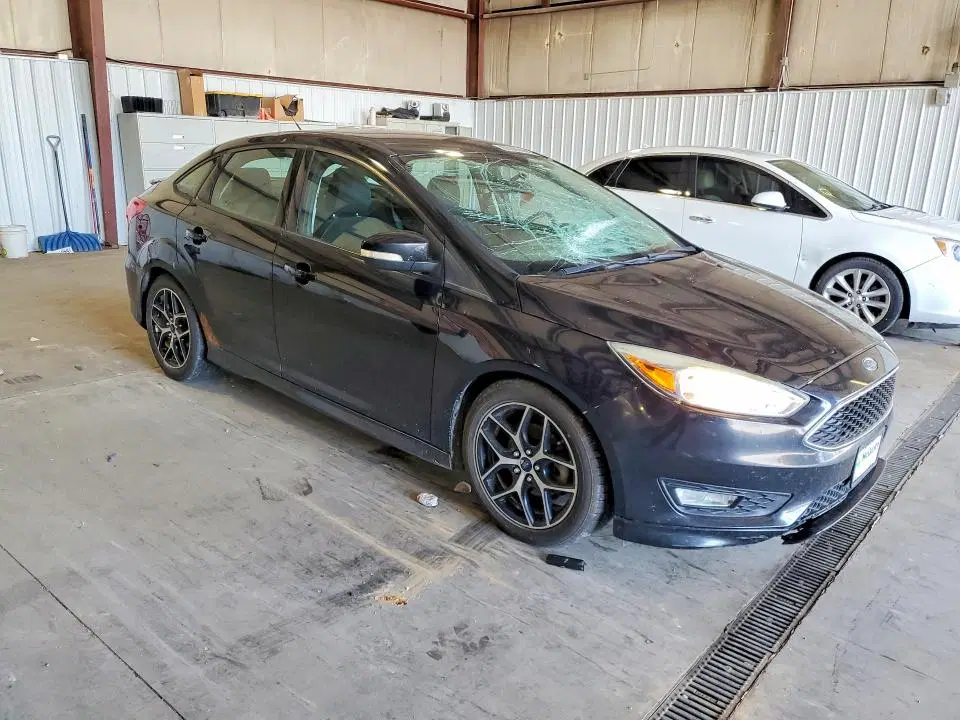 2016 FORD FOCUS VIN 1FADP3F24GL230033 фото 4