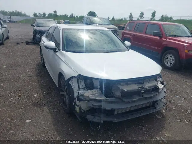 2HGFE1F92NH000089 — 2022 Honda Civic Touring, Передняя часть, фото до ремонта