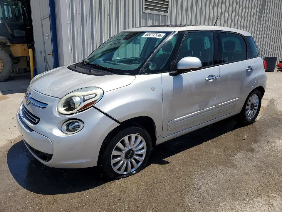 ZFBCFABH8FZ031248 — 2015 Fiat 500L, мелкие вмятины и царапины, фото до ремонта