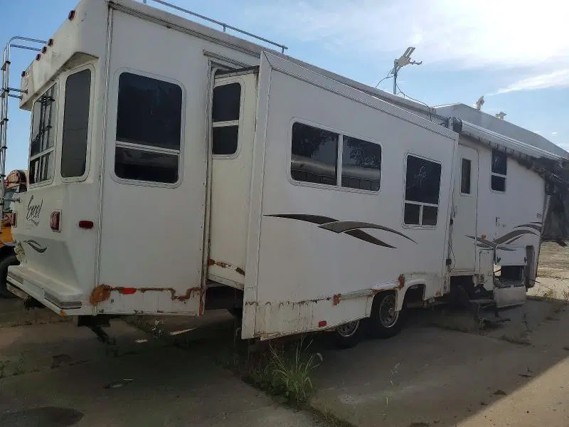 2003 EXCEL UNKNOWN VIN 4DLRV352831003849 фото 4