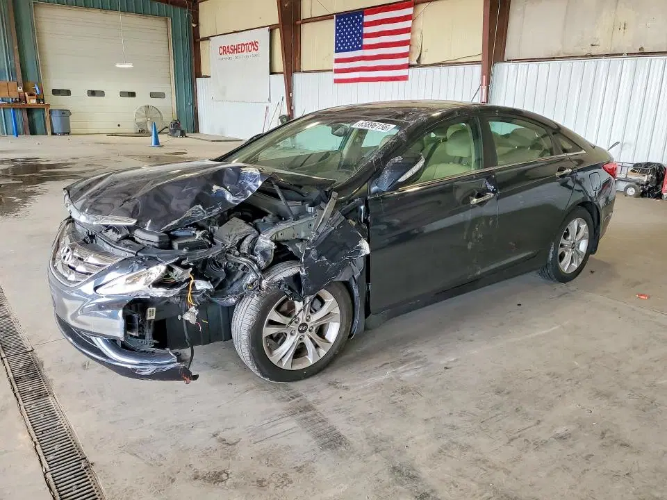 5NPEC4AC4DH625183 — 2013 Hyundai Sonata, Передняя часть, фото до ремонта