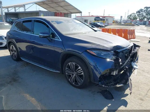 4JGDM2EB4PA029366 — 2023 Mercedes-Benz Eqs 450 Suv 4MATIC, Передняя часть, фото до ремонта