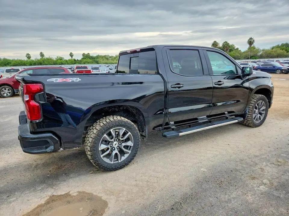 2023 CHEVROLET SILVERADO VIN 2GCUDDED6P1133529 фото 4
