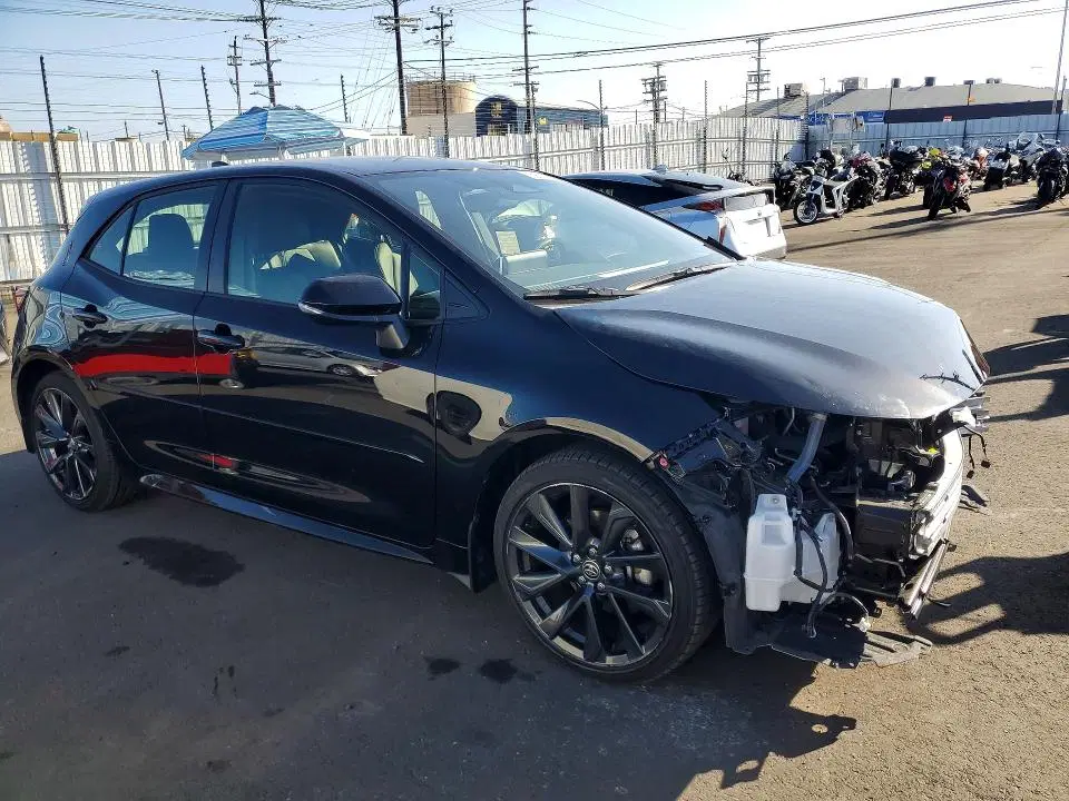 2024 Toyota Corolla VIN JTNC4MBE2R3229840 фото 4