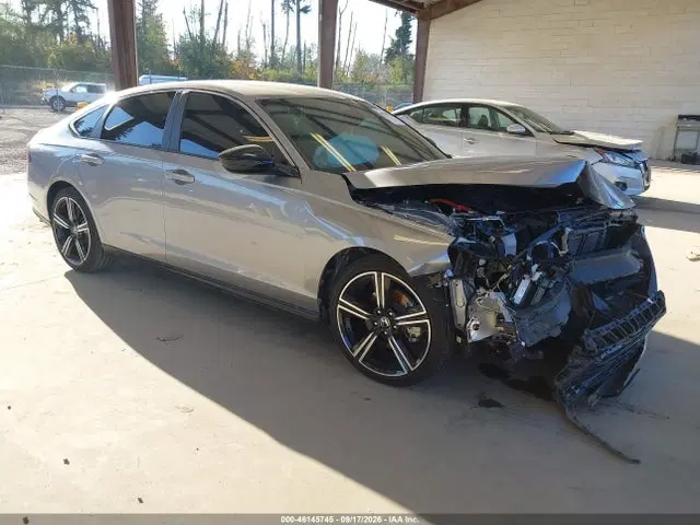 1HGCY2F50PA050908 — 2023 Honda Accord Hybrid Sport, Передняя часть, фото до ремонта