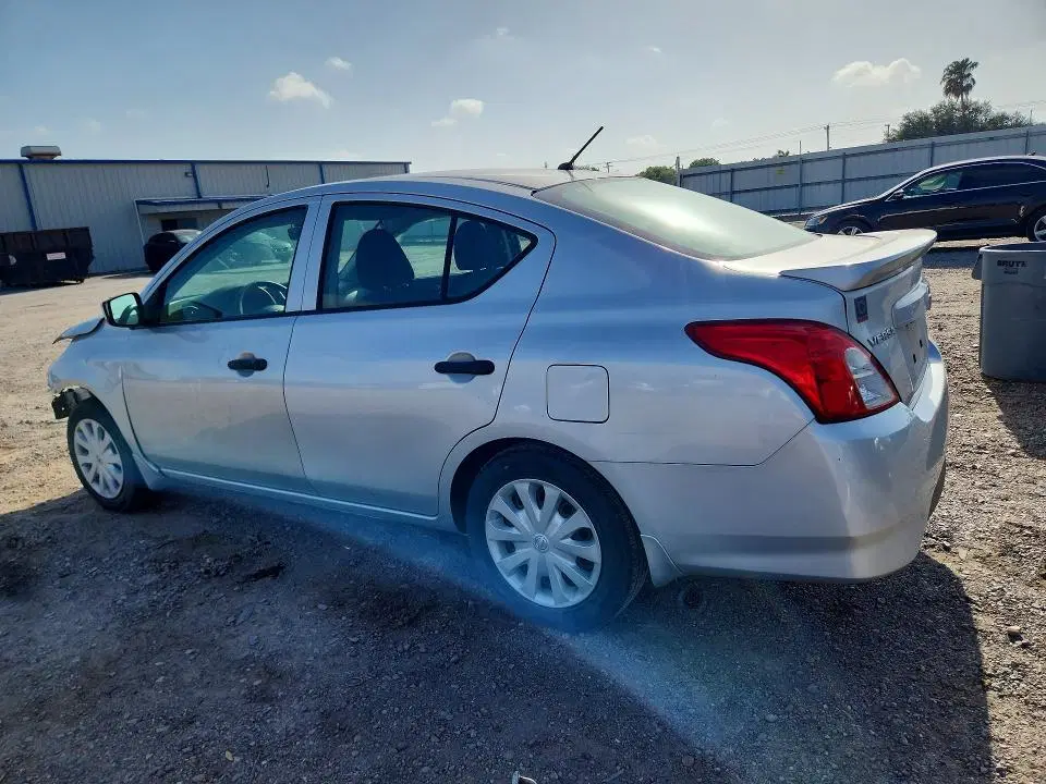 2019 NISSAN VERSA VIN 3N1CN7APXKL820596 фото 2