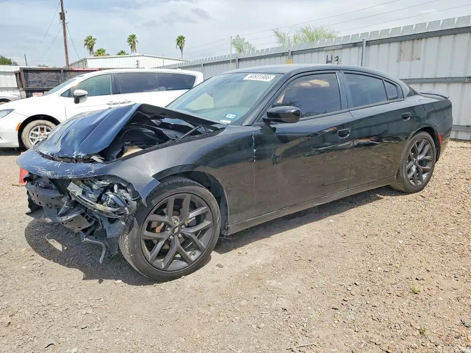 2C3CDXBG3KH615360 — 2019 Dodge Charger, передняя часть, фото до ремонта