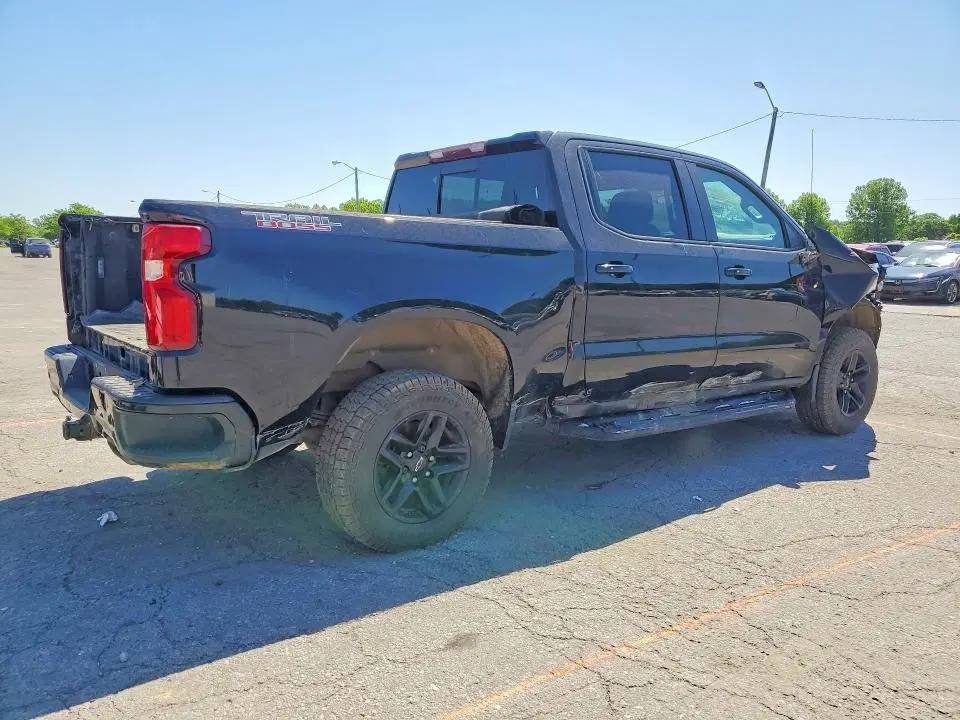 2019 CHEVROLET SILVERADO VIN 3GCPYFEDXKG204518 фото 4