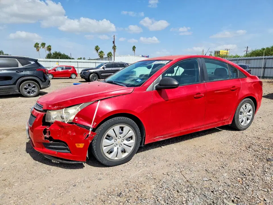 1G1PA5SH5E7270652 — 2014 Chevrolet Cruze, Передняя часть, фото до ремонта