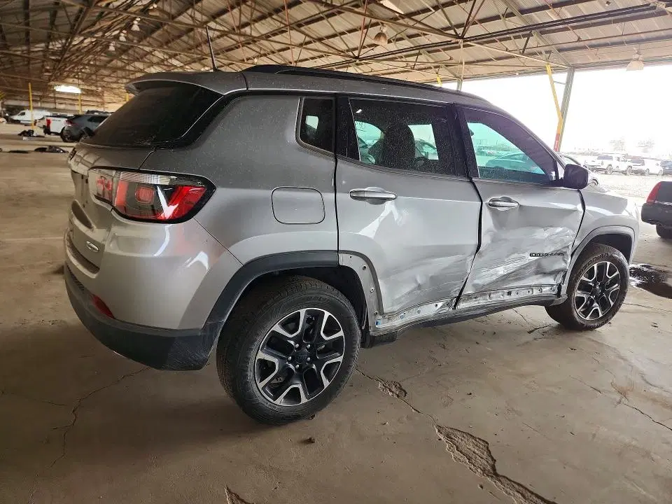 2020 Jeep Compass VIN 3C4NJDAB2LT212254 фото 3