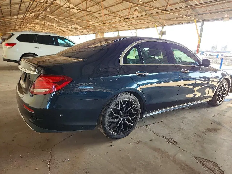 2017 Mercedes-Benz E VIN WDDZF4KB9HA018522 фото 3
