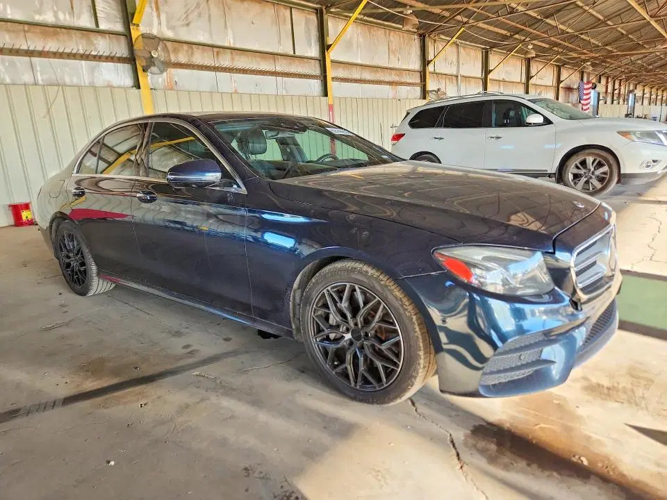2017 Mercedes-Benz E VIN WDDZF4KB9HA018522 фото 4