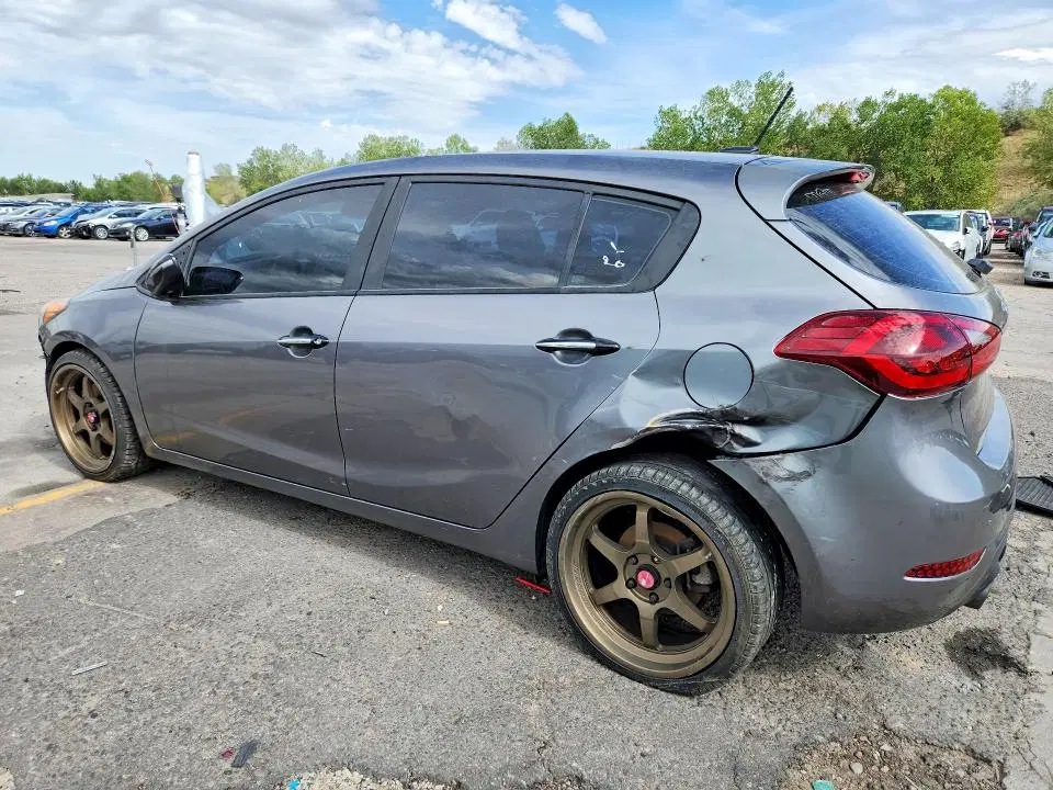 2016 KIA FORTE5 VIN KNAFZ5A35G5634100 фото 2