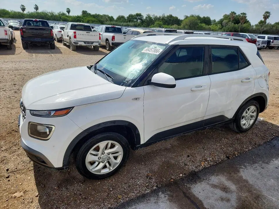KMHRC8A34LU028947 — 2020 Hyundai Venue, Задняя часть, фото до ремонта