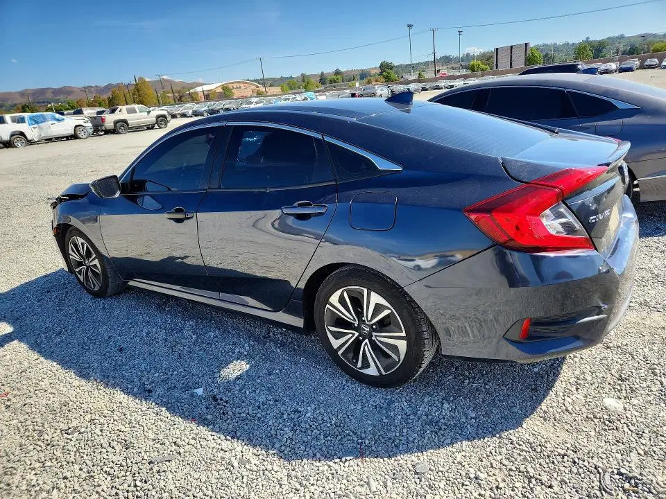 2016 Honda Civic VIN 19XFC1F38GE218875 фото 2