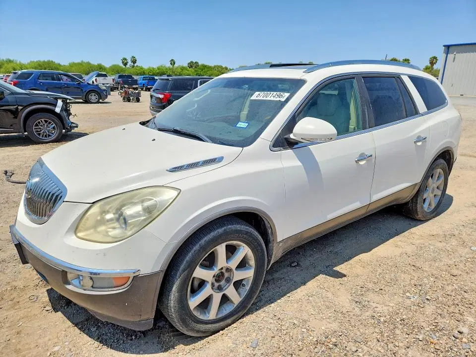 5GAER23728J242067 — 2008 Buick Enclave, Передняя часть, фото до ремонта