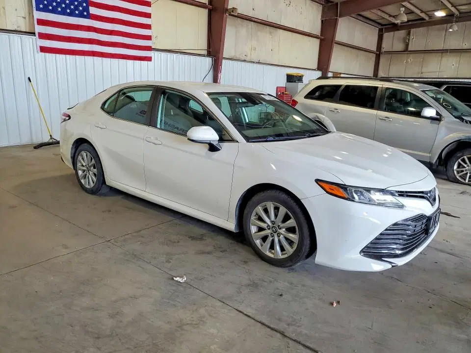 2019 TOYOTA CAMRY VIN 4T1B11HK0KU790862 фото 4