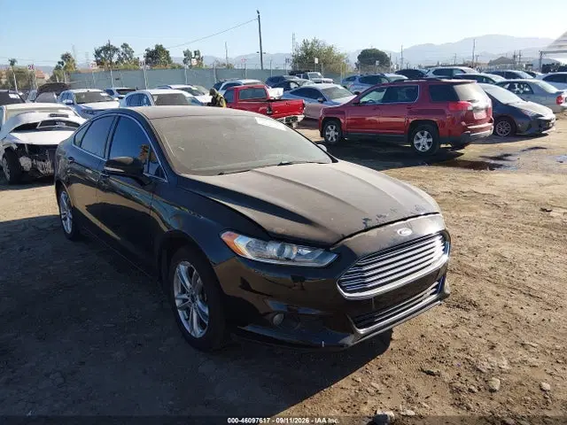 3FA6P0SU1GR157476 — 2016 Ford Fusion Energi Titanium, не указано, фото до ремонта