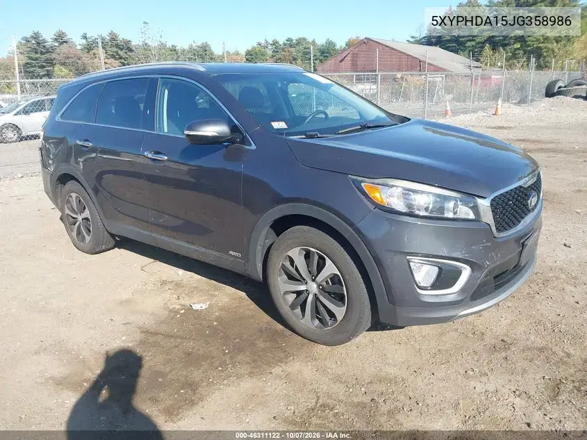 5XYPHDA15JG358986 — 2018 Kia Sorento, задняя часть, фото до ремонта