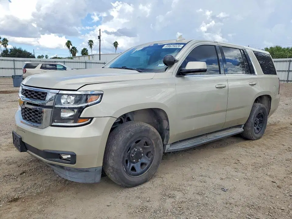 1GNSKDEC4GR266101 — 2016 Chevrolet Tahoe, Передняя часть, фото до ремонта