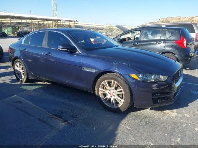 SAJAD4BN6HA976168 — 2017 Jaguar Xe 20D Premium, естественный износ, фото до ремонта