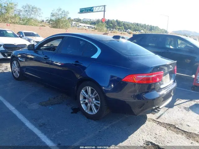 2017 Jaguar Xe 20d Premium VIN SAJAD4BN6HA976168 фото 3