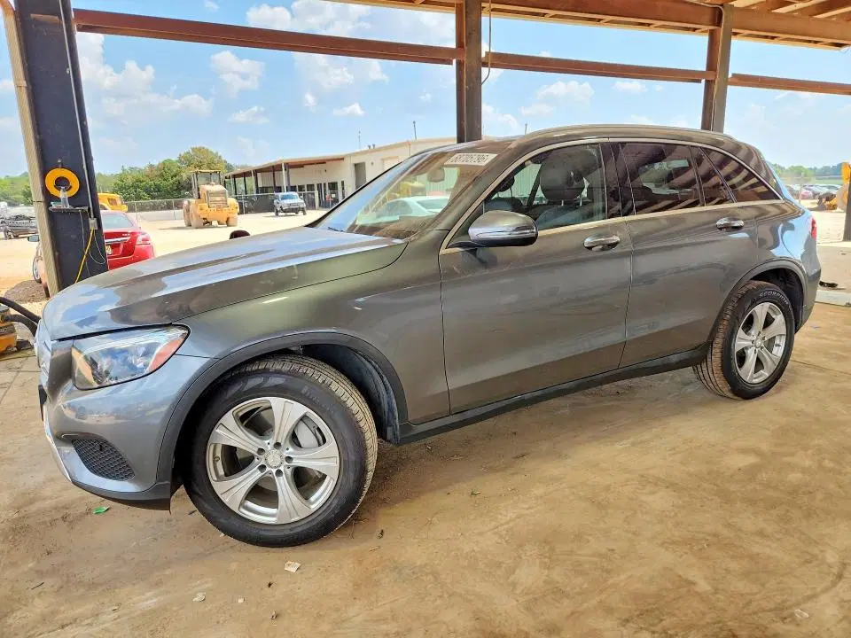 WDC0G4JB0GF085782 — 2016 Mercedes-Benz GLC, Боковая часть, фото до ремонта