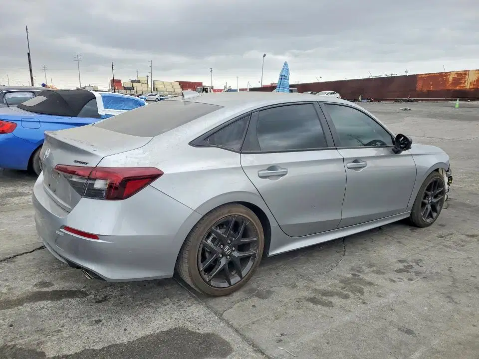 2026 Honda Civic VIN 2HGFE2F55TH558129 фото 3