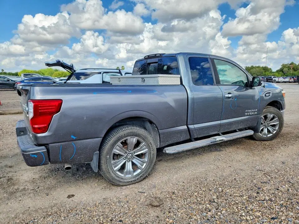 2017 NISSAN TITAN VIN 1N6AA1C61HN572018 фото 3