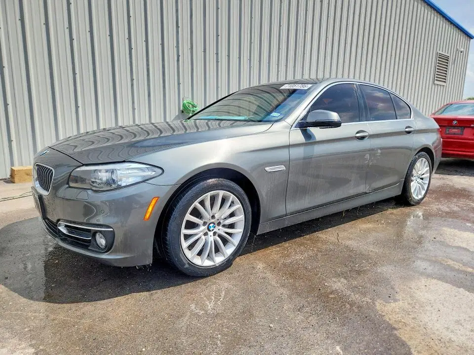 WBA5A5C50FD514016 — 2015 BMW 528, боковая часть, фото до ремонта