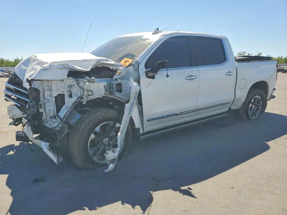 3GCUKJE84SG114176 — 2025 Chevrolet Silverado, Передняя часть, фото до ремонта