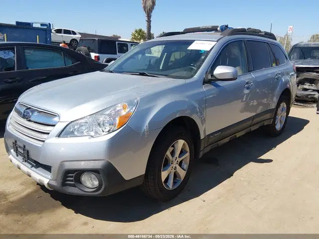 2014 Subaru Outback 2.5i Limited VIN 4S4BRBLC5E3306497 фото 2