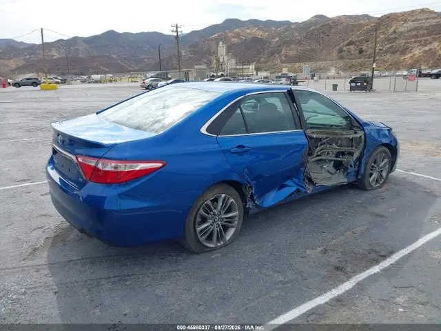 2017 Toyota CAMRY SE VIN 4T1BF1FKXHU727572 фото 4