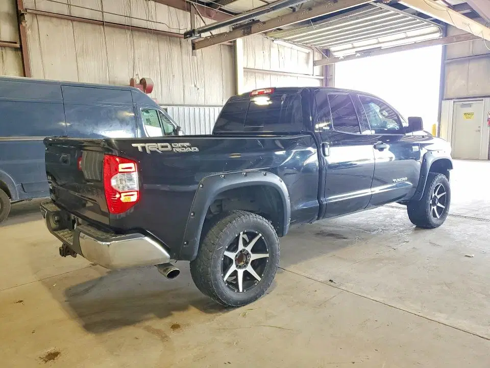 2017 TOYOTA TUNDRA VIN 5TFUW5F17HX591170 фото 3
