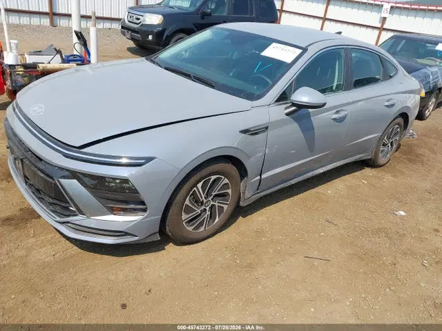 2026 Hyundai Sonata Hybrid Blue VIN KMHL24JJ1TA167144 фото 2
